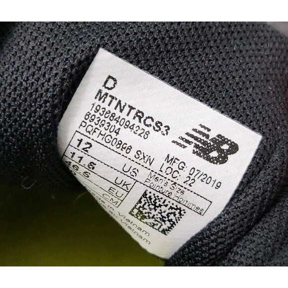 NEW BALANCE Nitrel V3 Trail Shoes Mens 12 Black Yellow MTNTRCS3 Hiking Outdoors - Picture 8 of 14